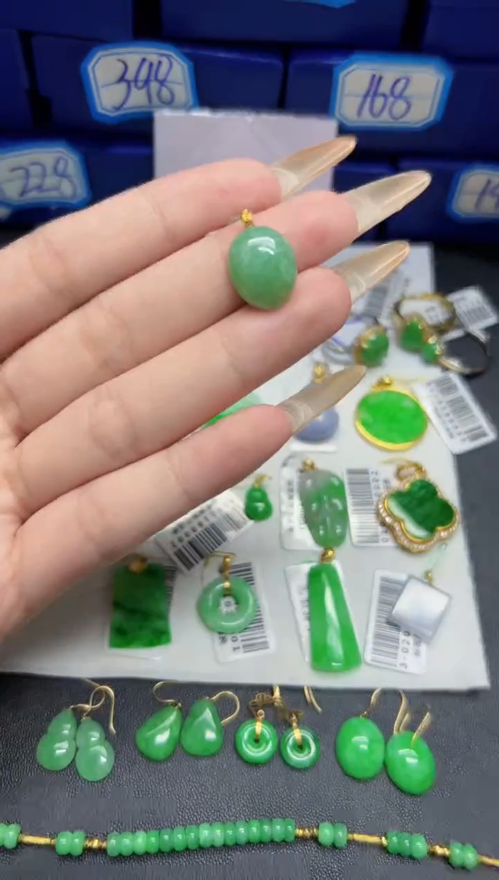 【闪购商品】翡翠颈饰18K金镶嵌Y缅料A货/支持复检/一件