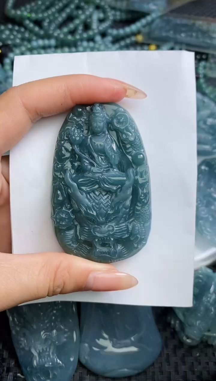 【闪购商品】翡翠颈饰未镶嵌111111111