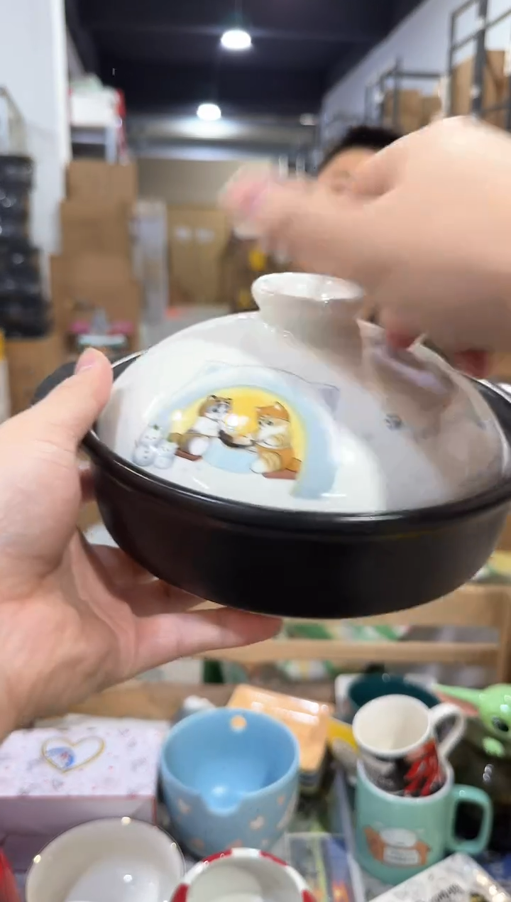 瓷片鲨鱼猫砂锅 