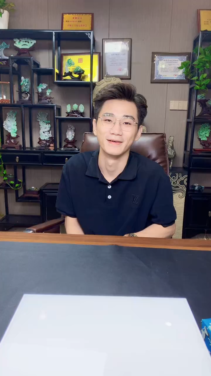 定制翡翠未镶嵌千*V1030ry-毛货挂件