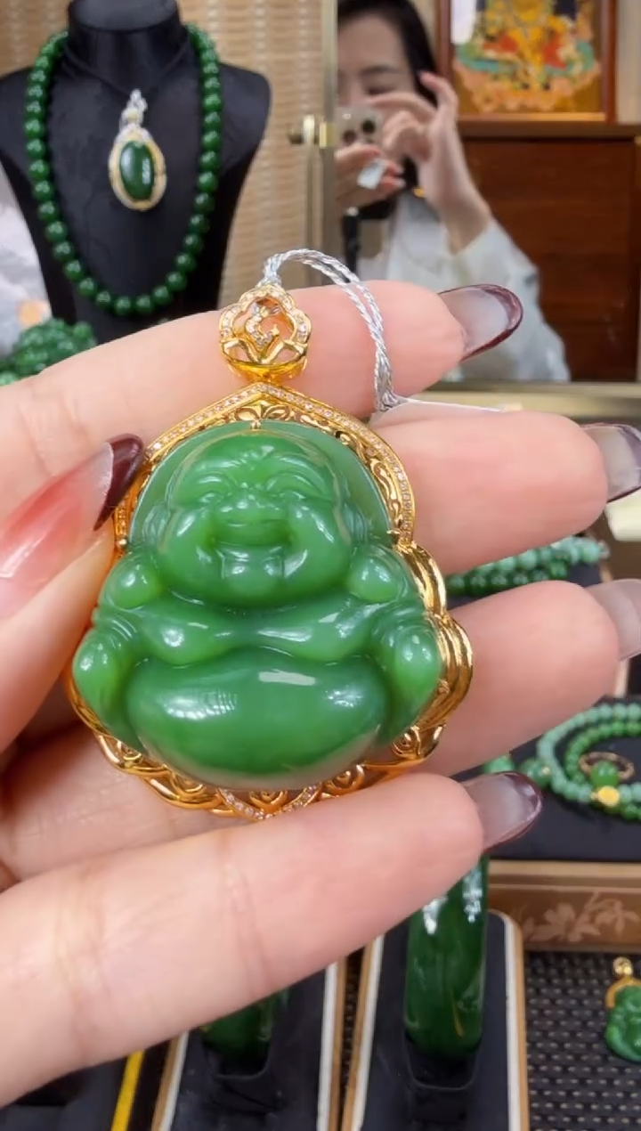 【闪购商品】和田玉（碧玉）吊坠(赠链)18K金镶嵌 