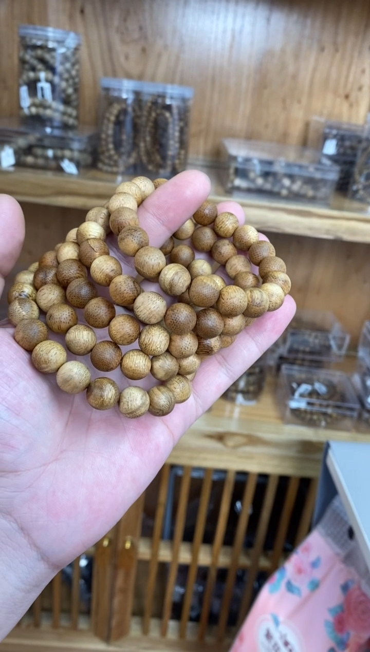 沉香手串菩萨棋圆珠单圈红土沉1.1多样性发其一
