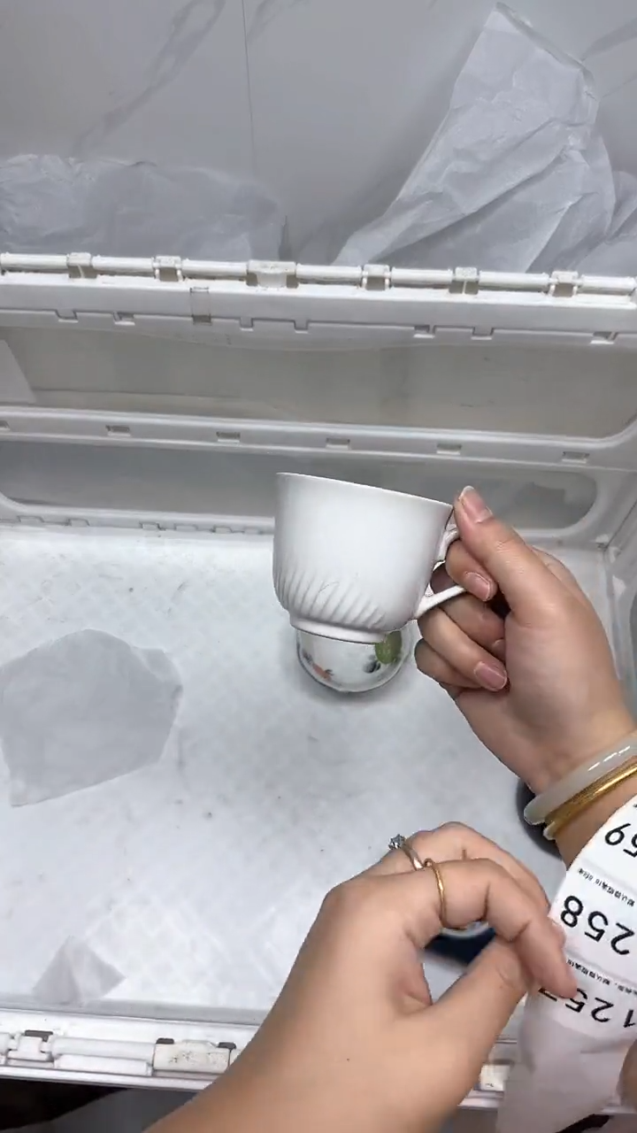 【闪购商品】1257回流瓷器默认微瑕，18.8包邮