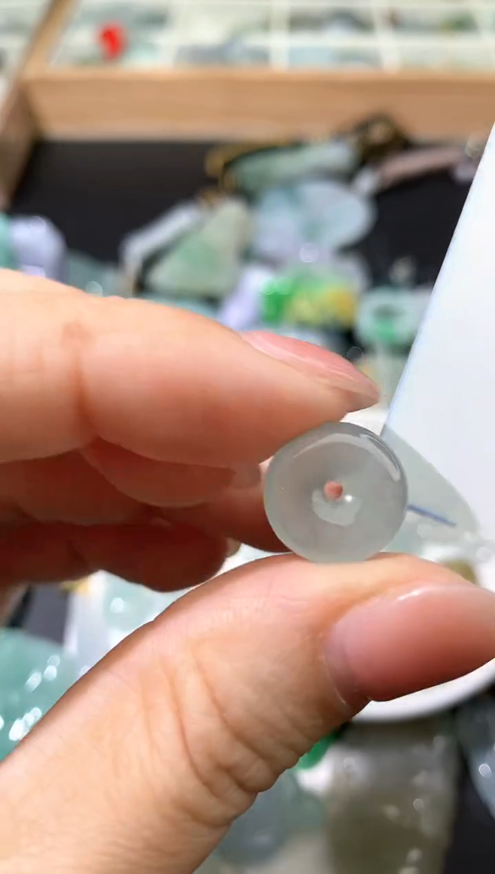 颈饰未镶嵌翡翠扣子