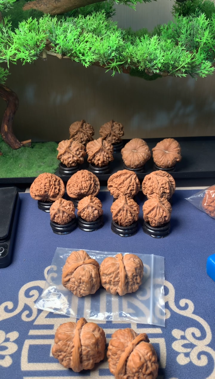 【闪购商品】文玩核桃把件41蛤蟆头