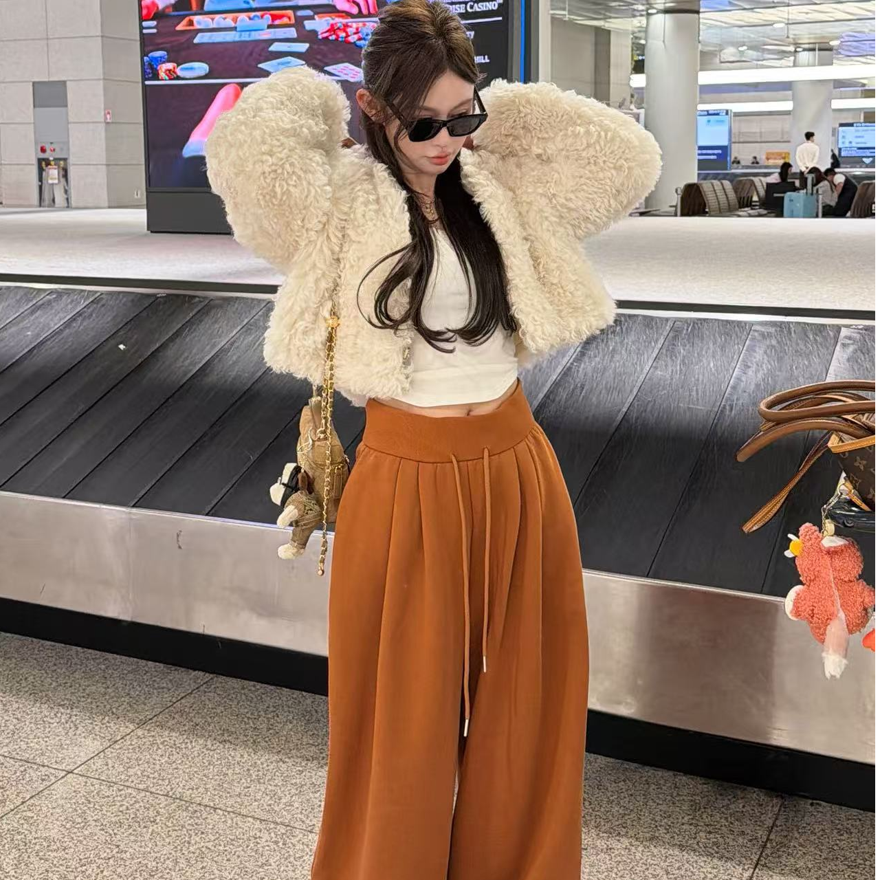 【YKL】朝花夕拾 奶白弧形下摆长袖南瓜色休闲阔腿裤奶杏连帽托卡