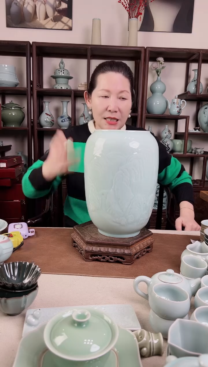 【闪购商品】杯纯手工 山水刻绘 冬瓜瓶B