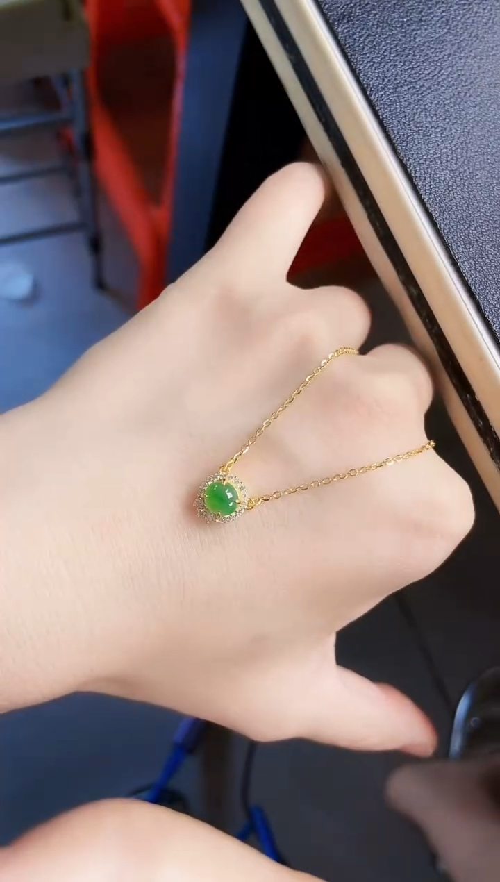 翡翠银S925镶嵌颈饰123849