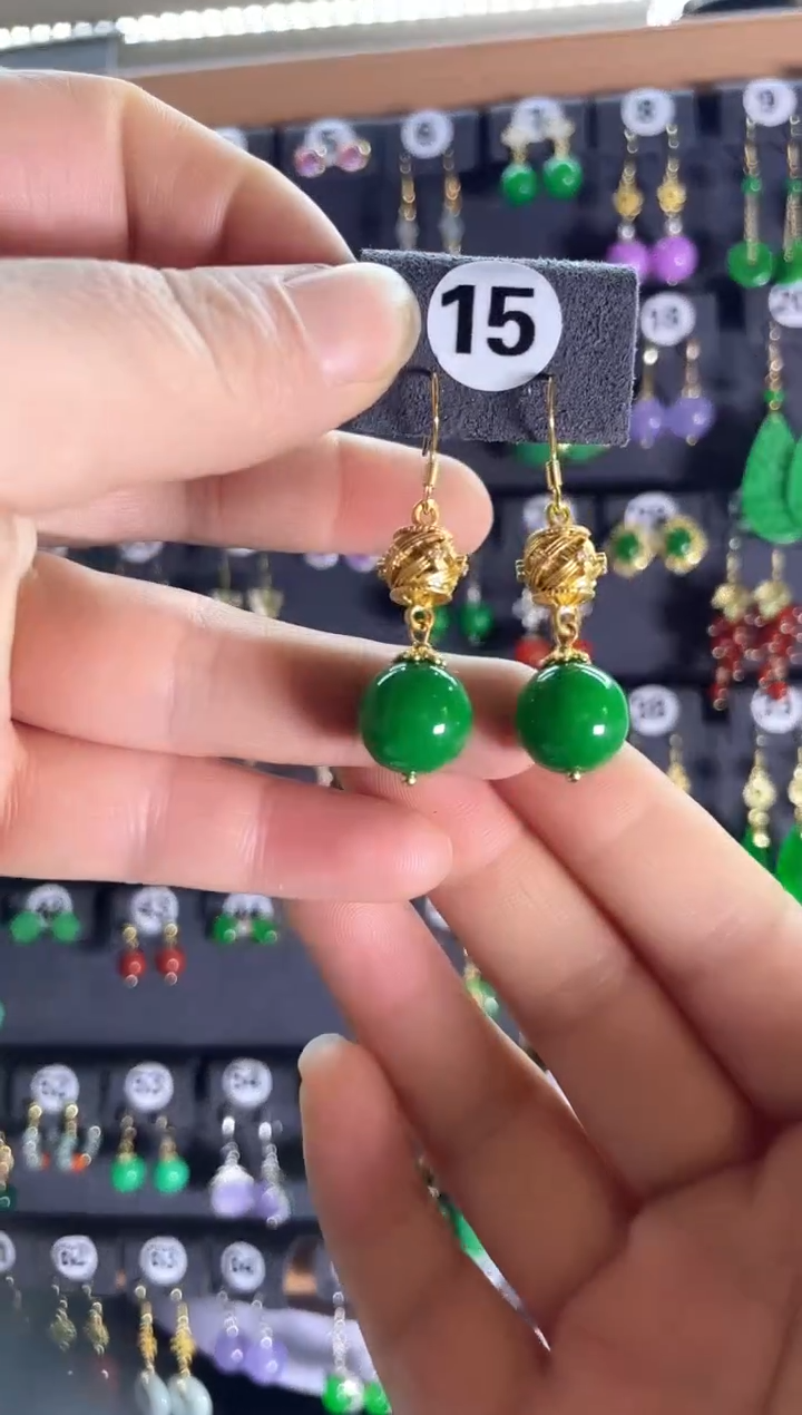 【闪购商品】翡翠耳饰银S925镶嵌15....