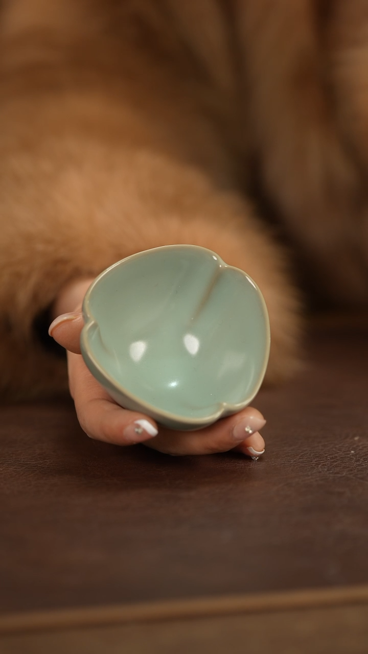 【闪购商品】博瑞堂汝瓷花口杯