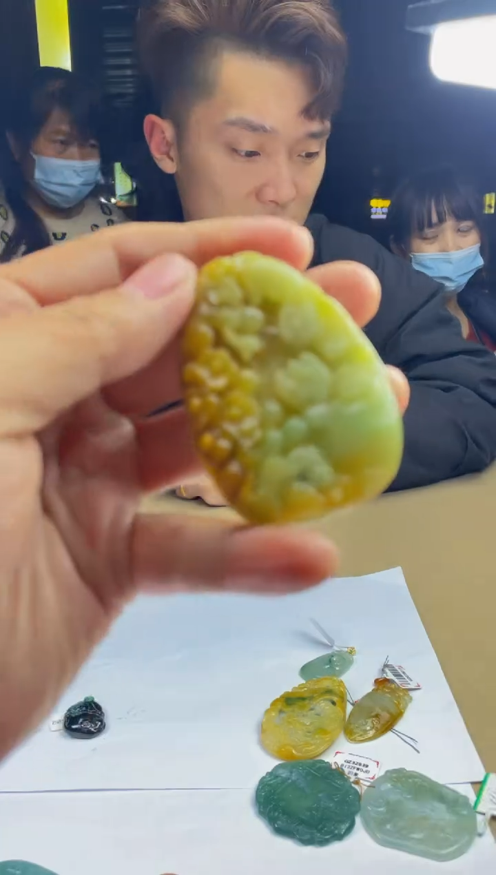 【闪购商品】定制翡翠未镶嵌         2178