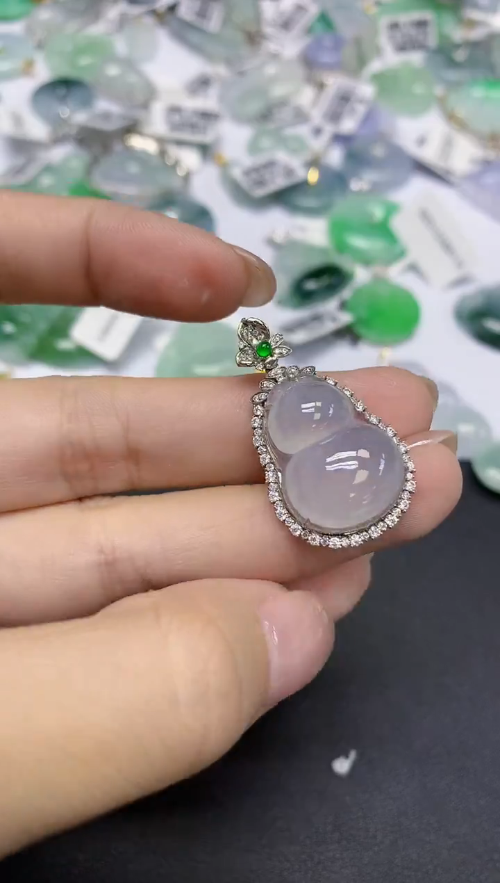 颈饰18K金镶嵌翡翠天然缅甸翡翠A货百元以上9元证书费自理