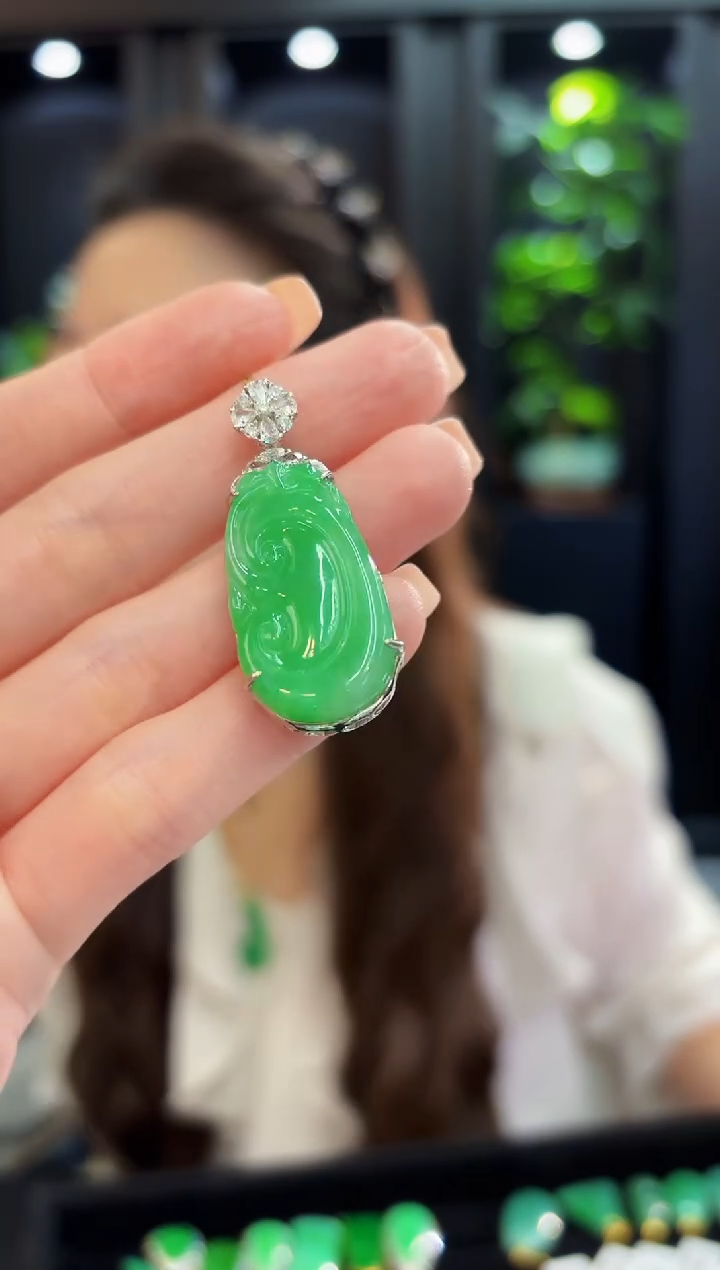 颈饰未镶嵌翡翠缅料A货/多样性发货/一件
