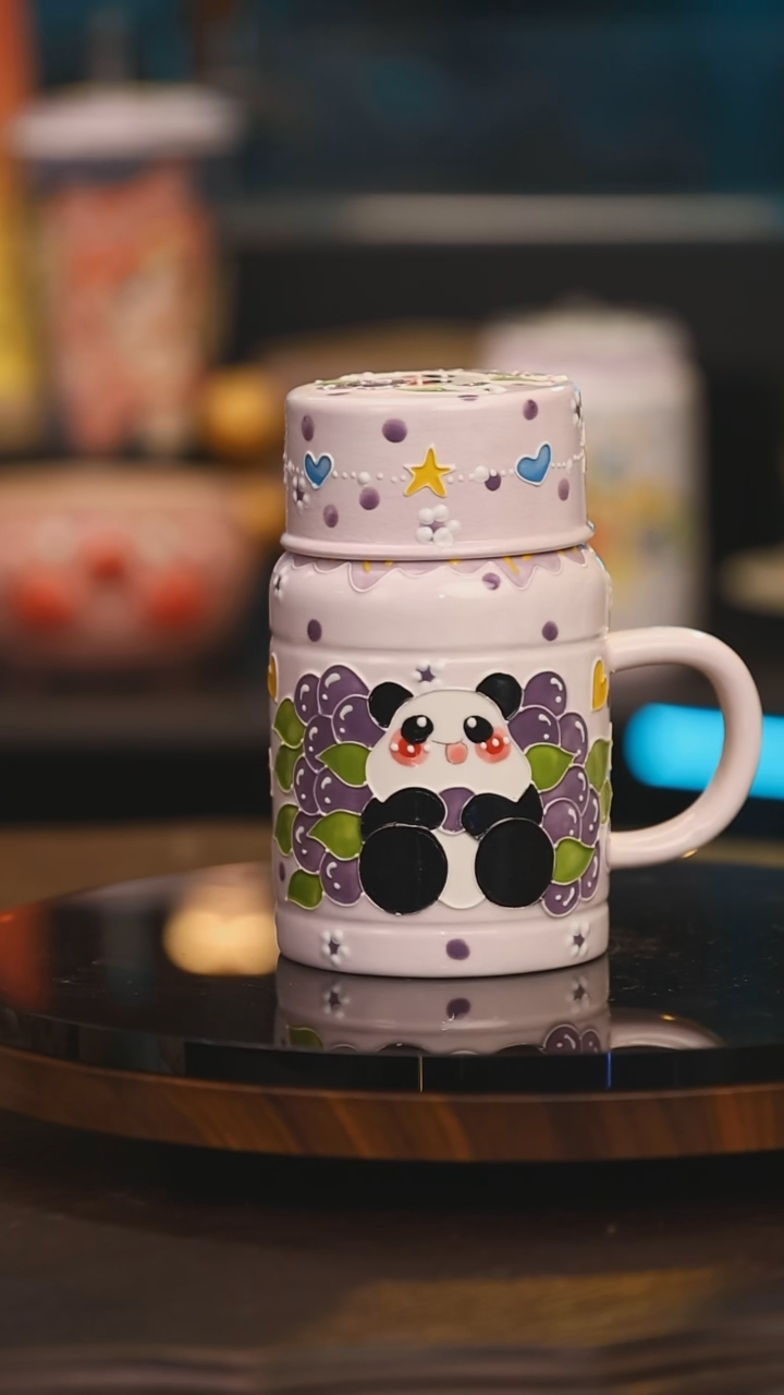 【闪购商品】摆件景德镇设计师釉下彩绘陶瓷