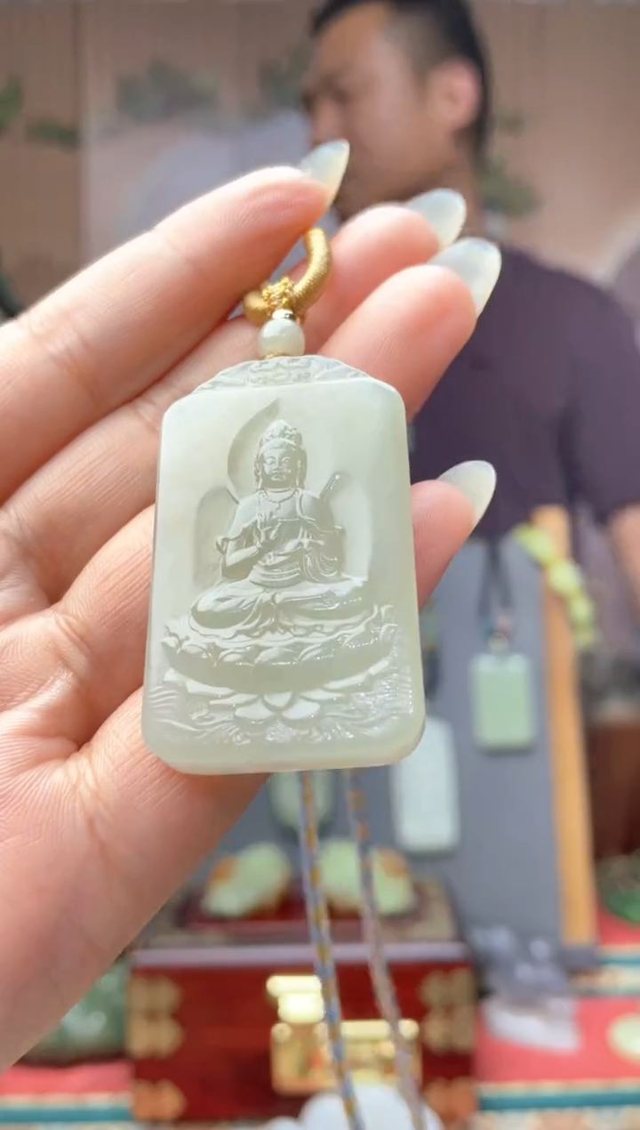 颈饰未镶嵌和田玉拍一发一