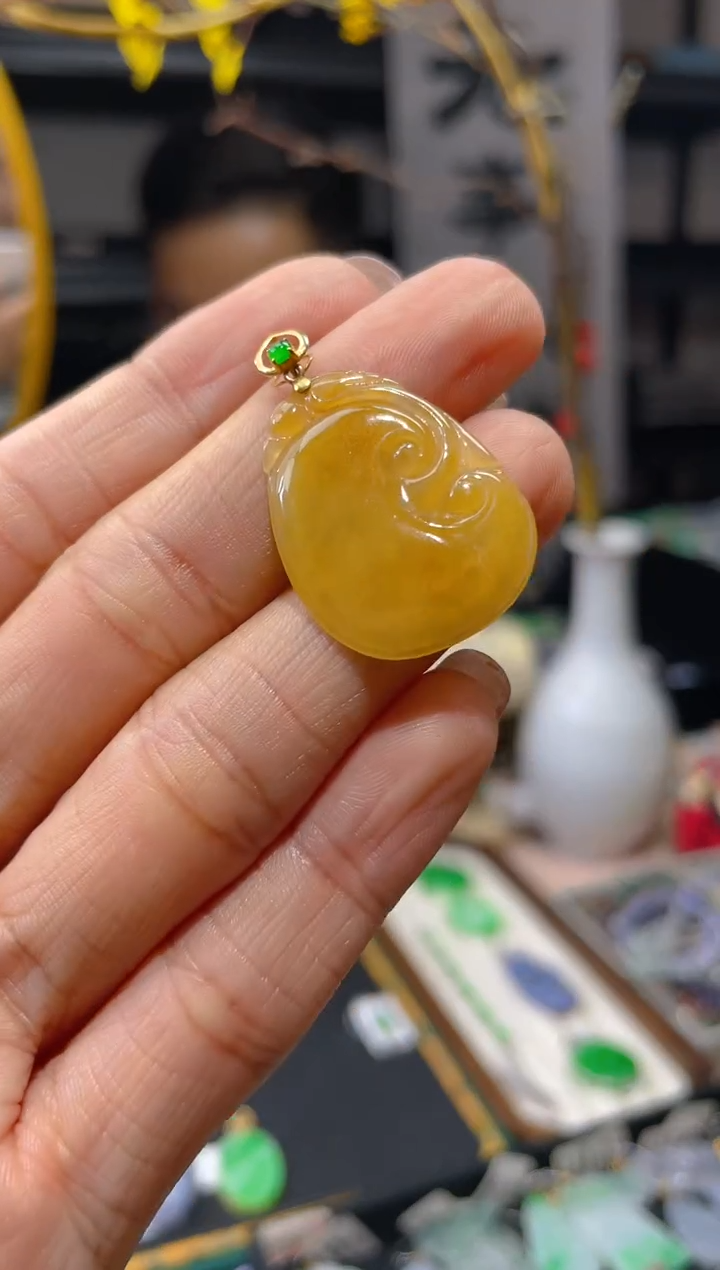 【闪购商品】翡翠颈饰18K金镶嵌假一赔三
