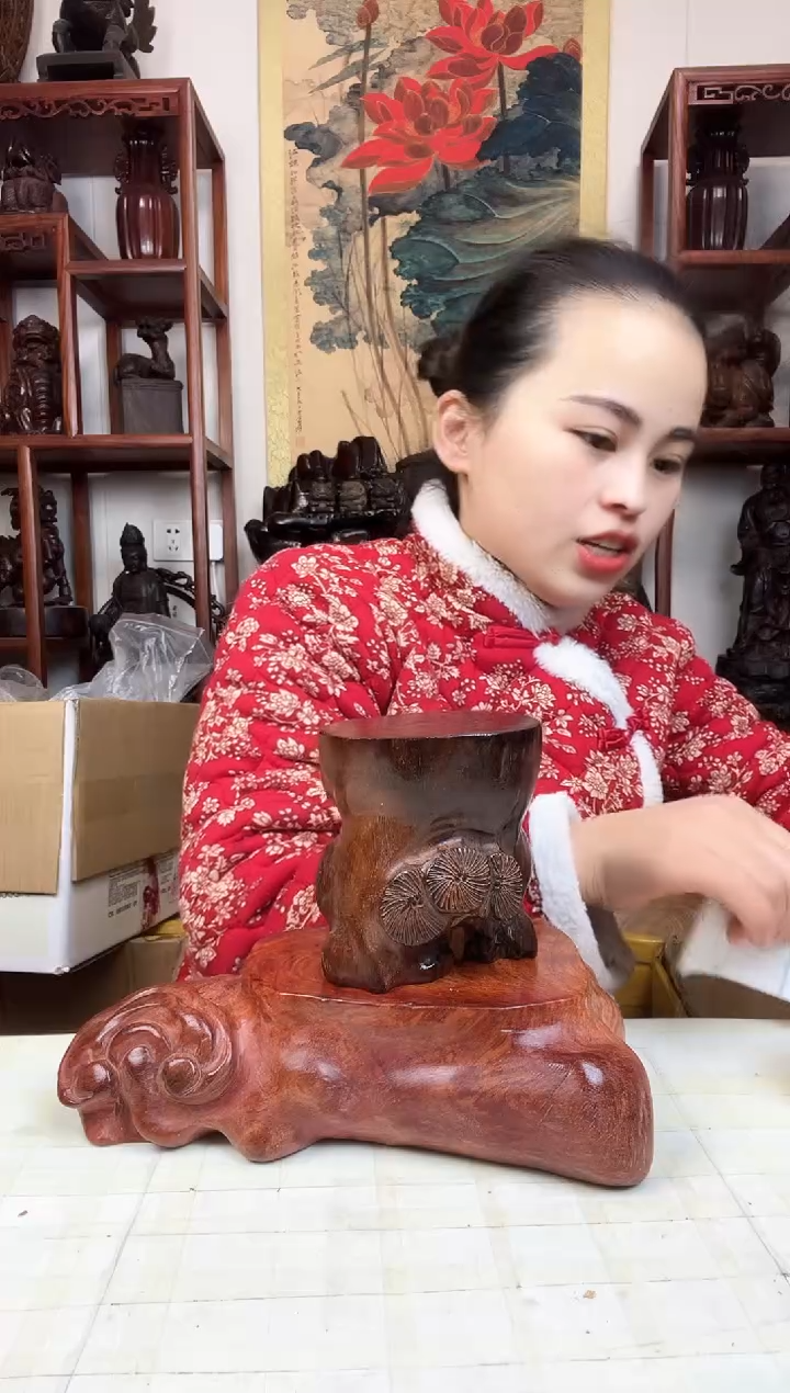 【闪购商品】木臻宝工艺随行底座