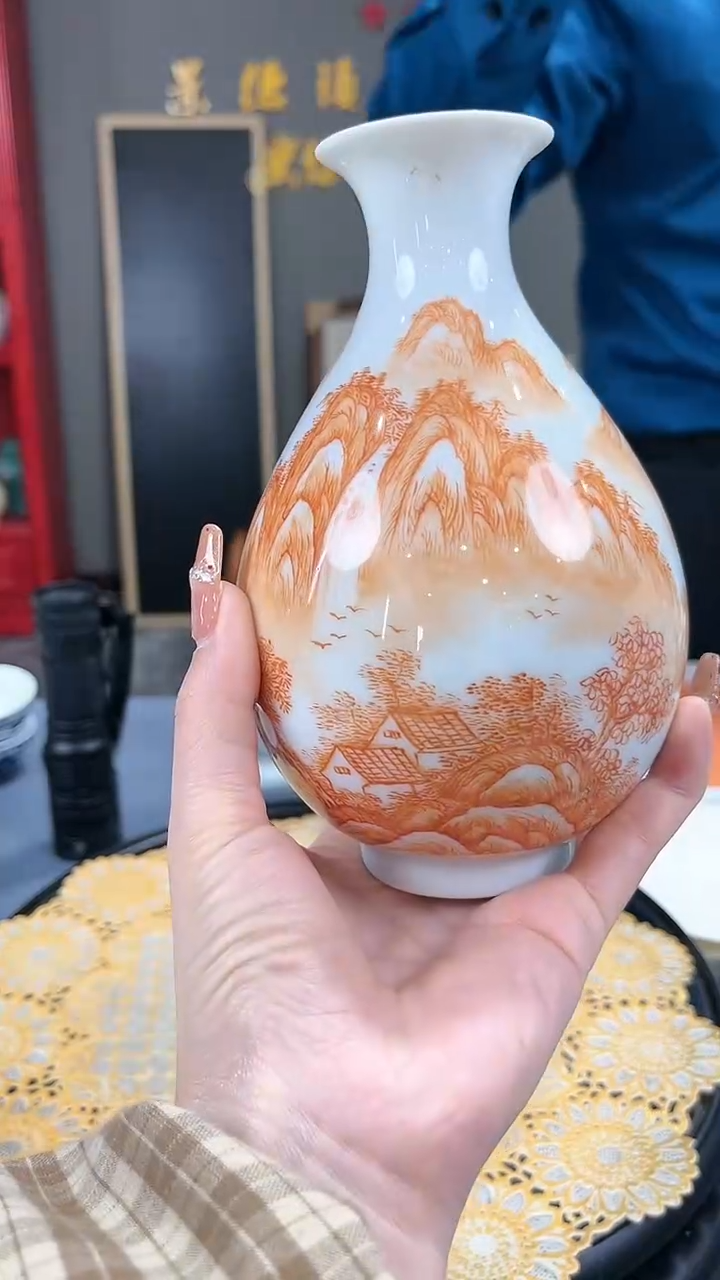 【闪购商品】官窑瓷画院799官窑瓷画院矾红山水玉壶春