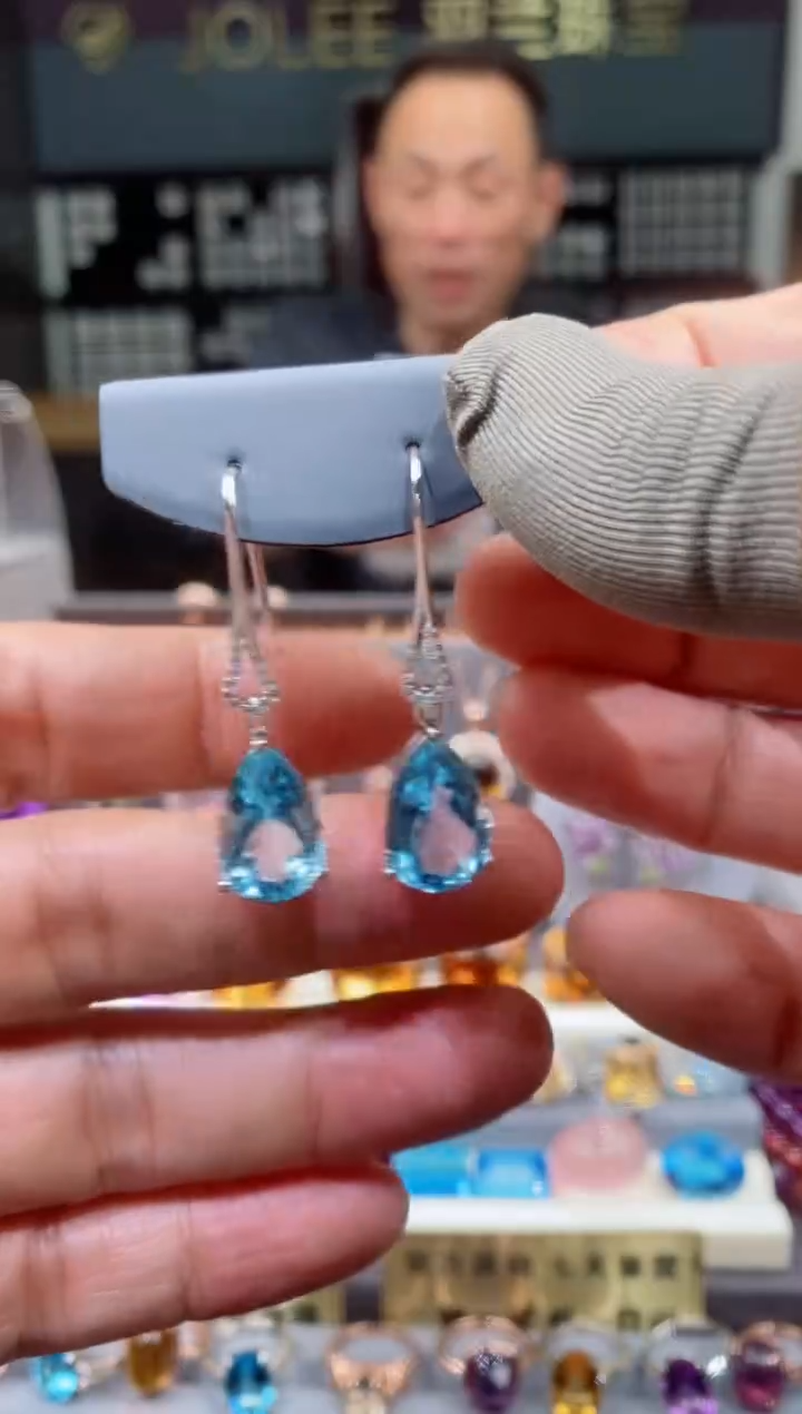 【闪购商品】托帕石erd银S925镶嵌托帕石耳钉