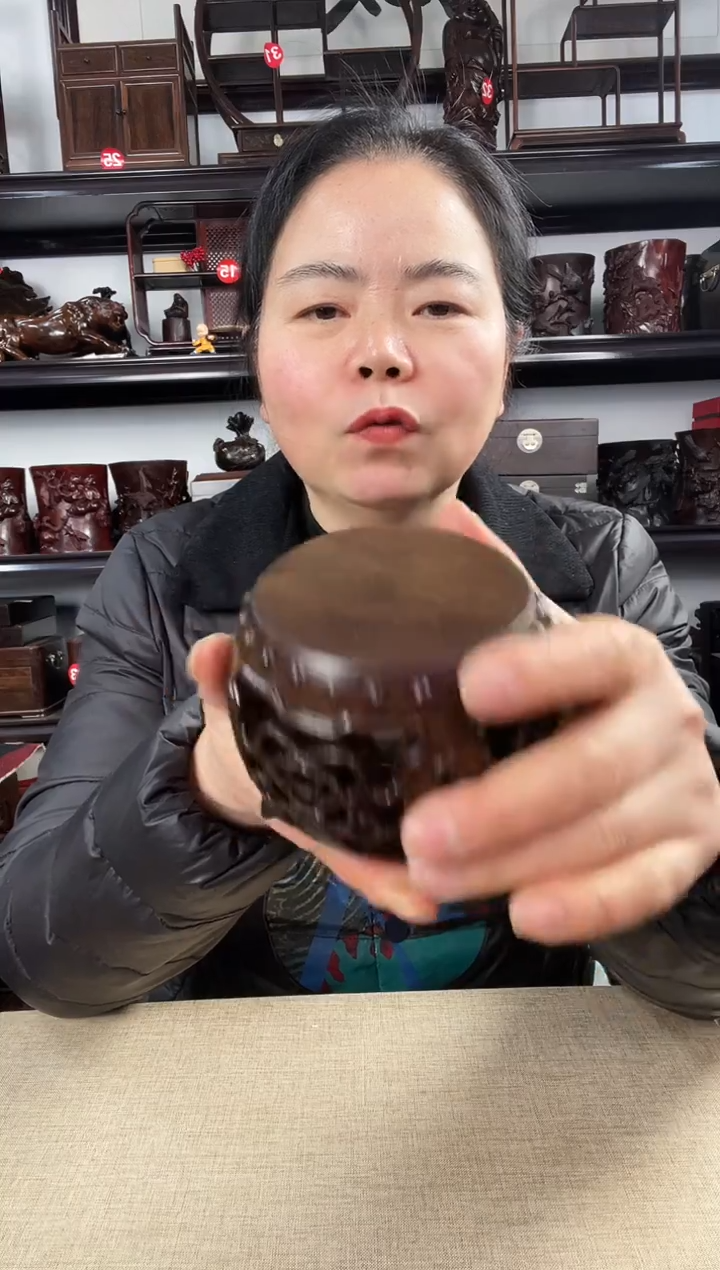 木新鼓老李红木工艺品