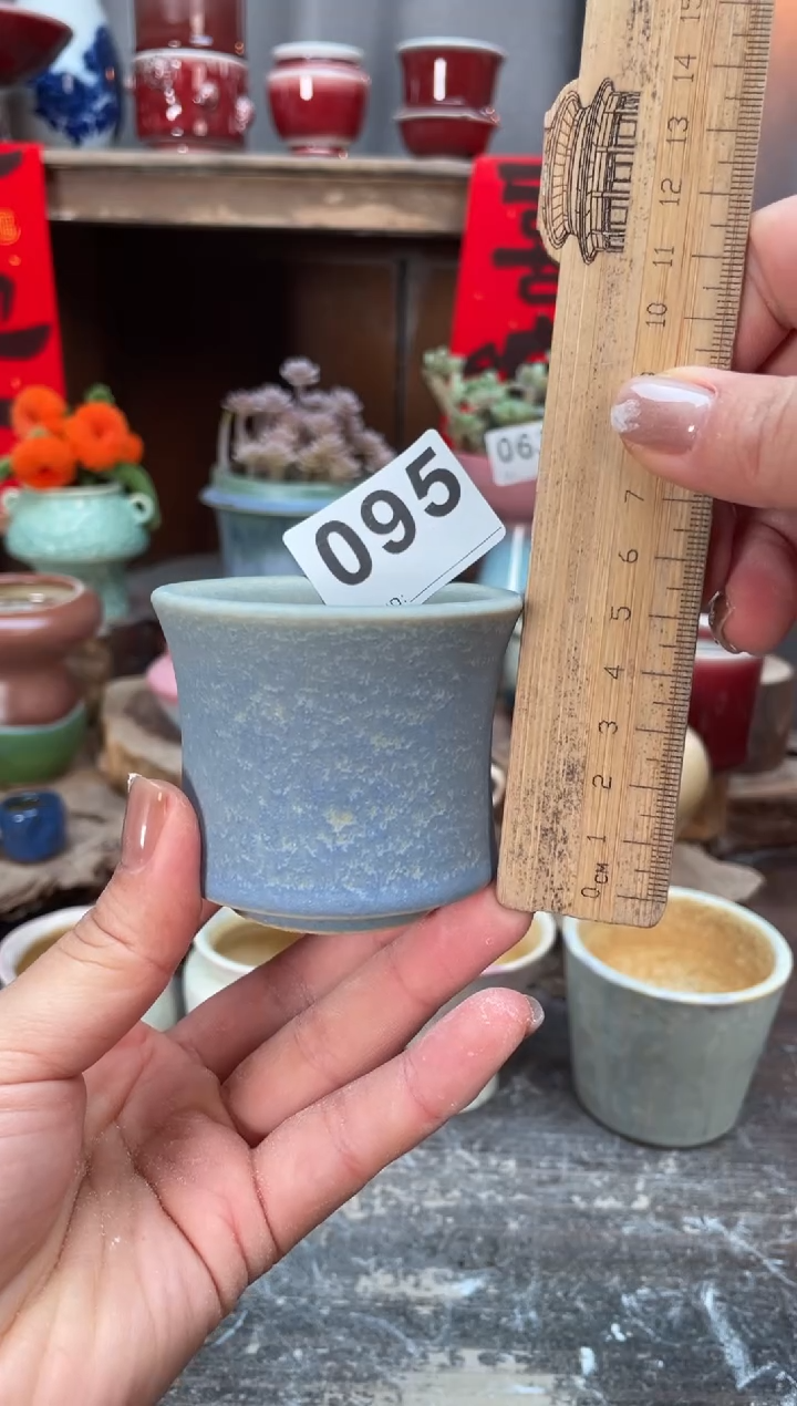 【闪购商品】摆件095知木小芳花盆
