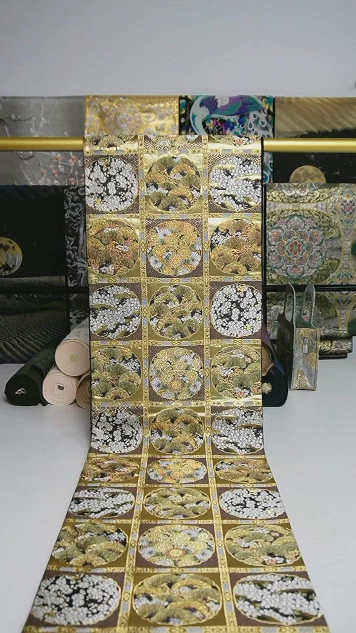 【闪购商品】织绣织锦1松针花卉