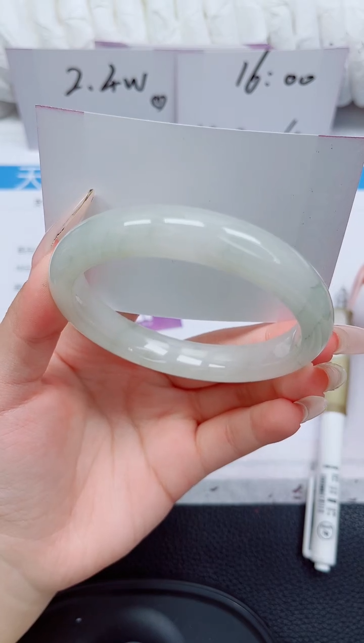 未镶嵌手镯石英质玉187-62/63