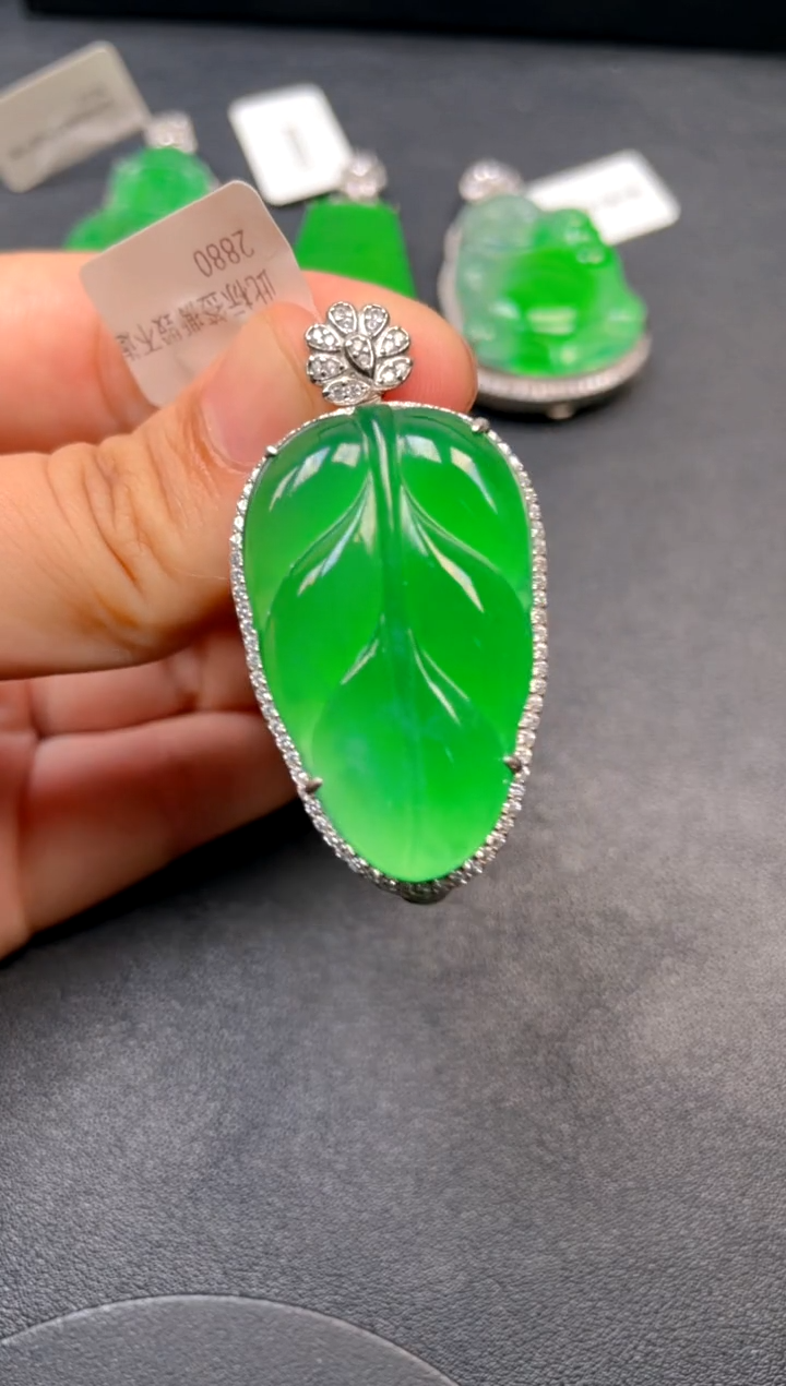 吊坠(不含链)银S925镶嵌翡翠吊坠