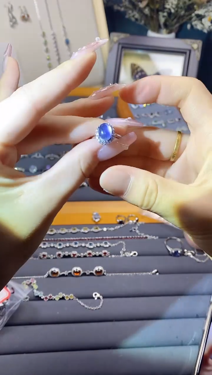 【闪购商品】水晶手链银S925镶嵌12