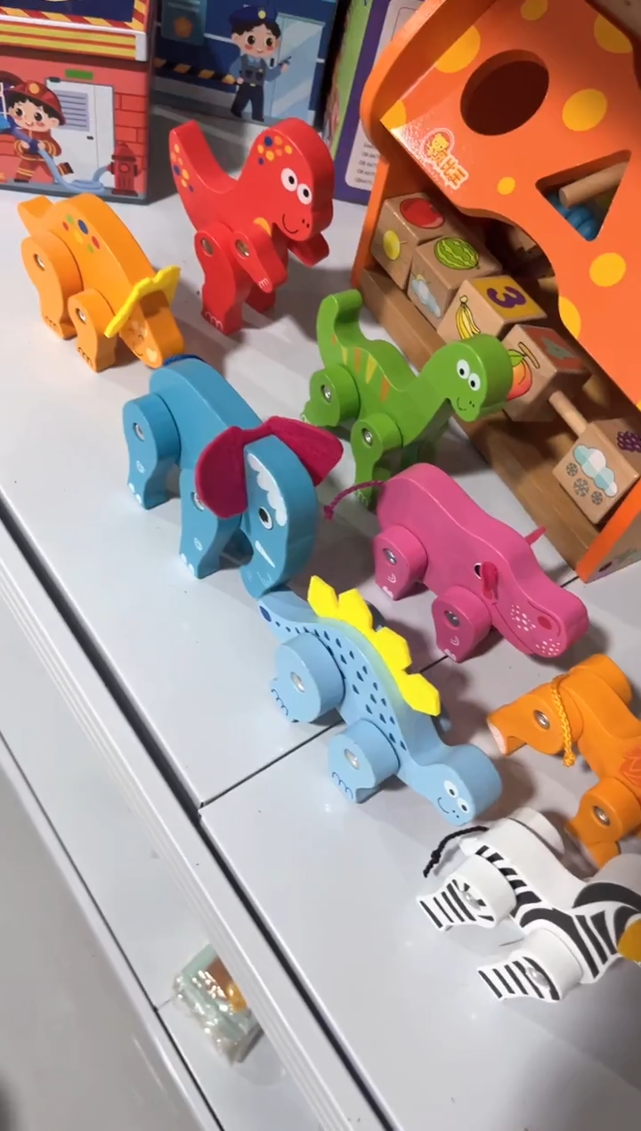 木8只动物玩具--