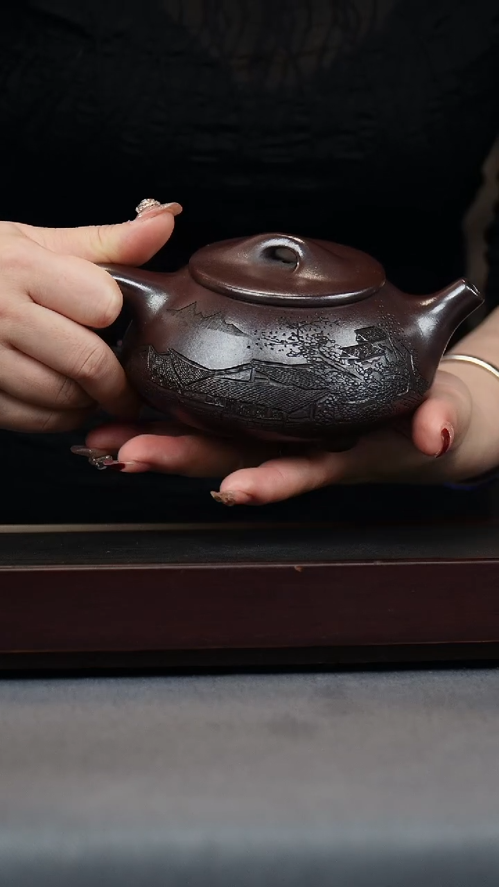 【闪购商品】紫砂茶壶紫金龙血砂 石瓢 刻江南