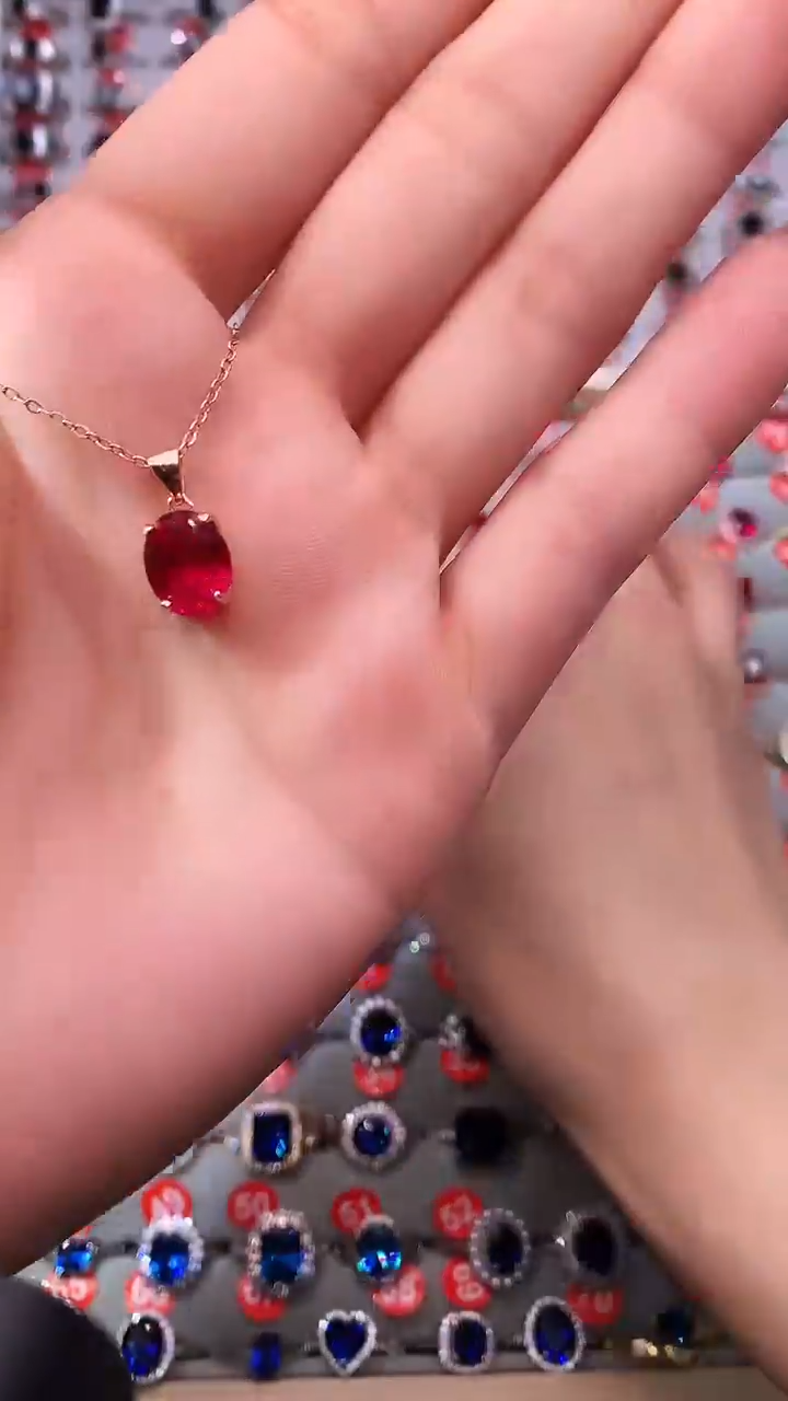 【闪购商品】红宝石吊坠(赠链)银S925镶嵌81011111