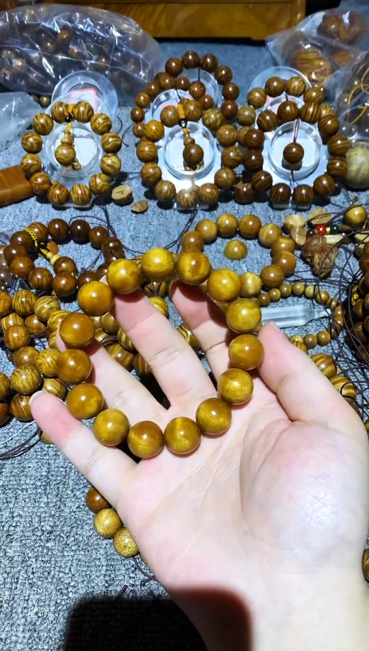 手串/手链楠木（金丝楠）蓝***头小叶桢楠小水波纹1.5手串