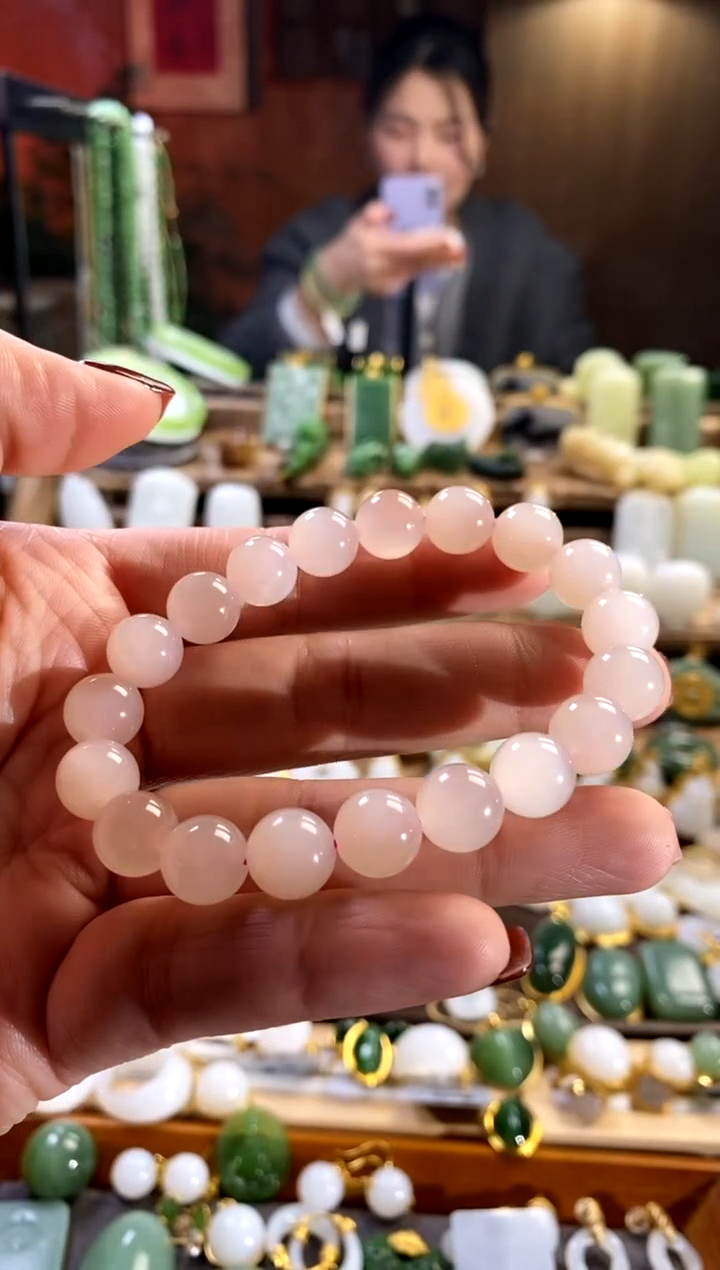 【闪购商品】和田玉手链未镶嵌。