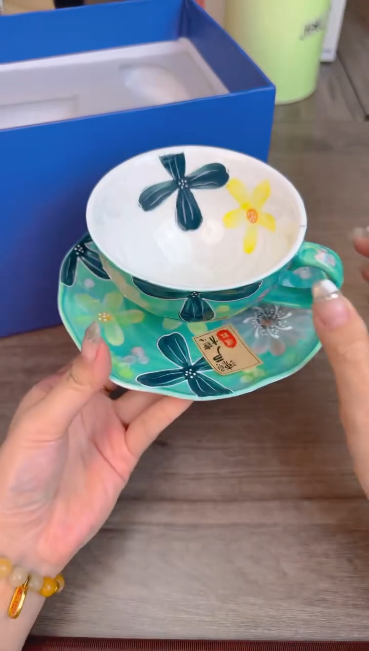 瓷片新号开播漏不停@@J66