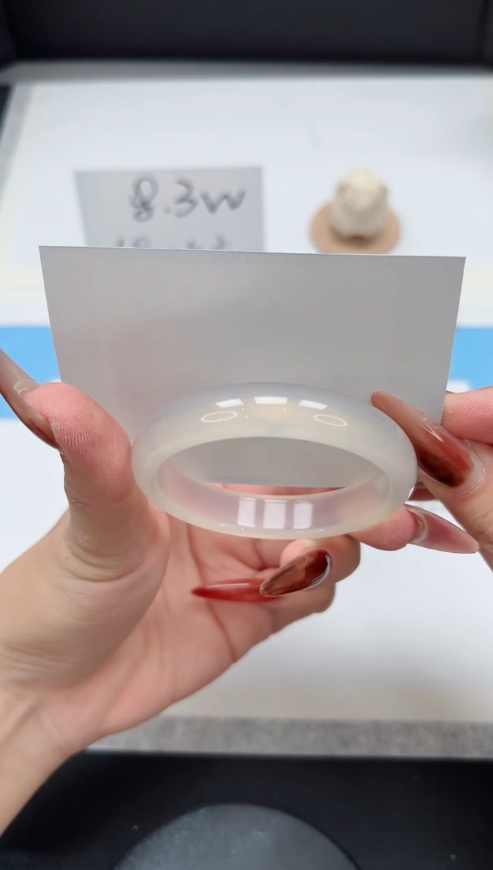 【闪购商品】玛瑙/玉髓手镯未镶嵌253/荔枝52