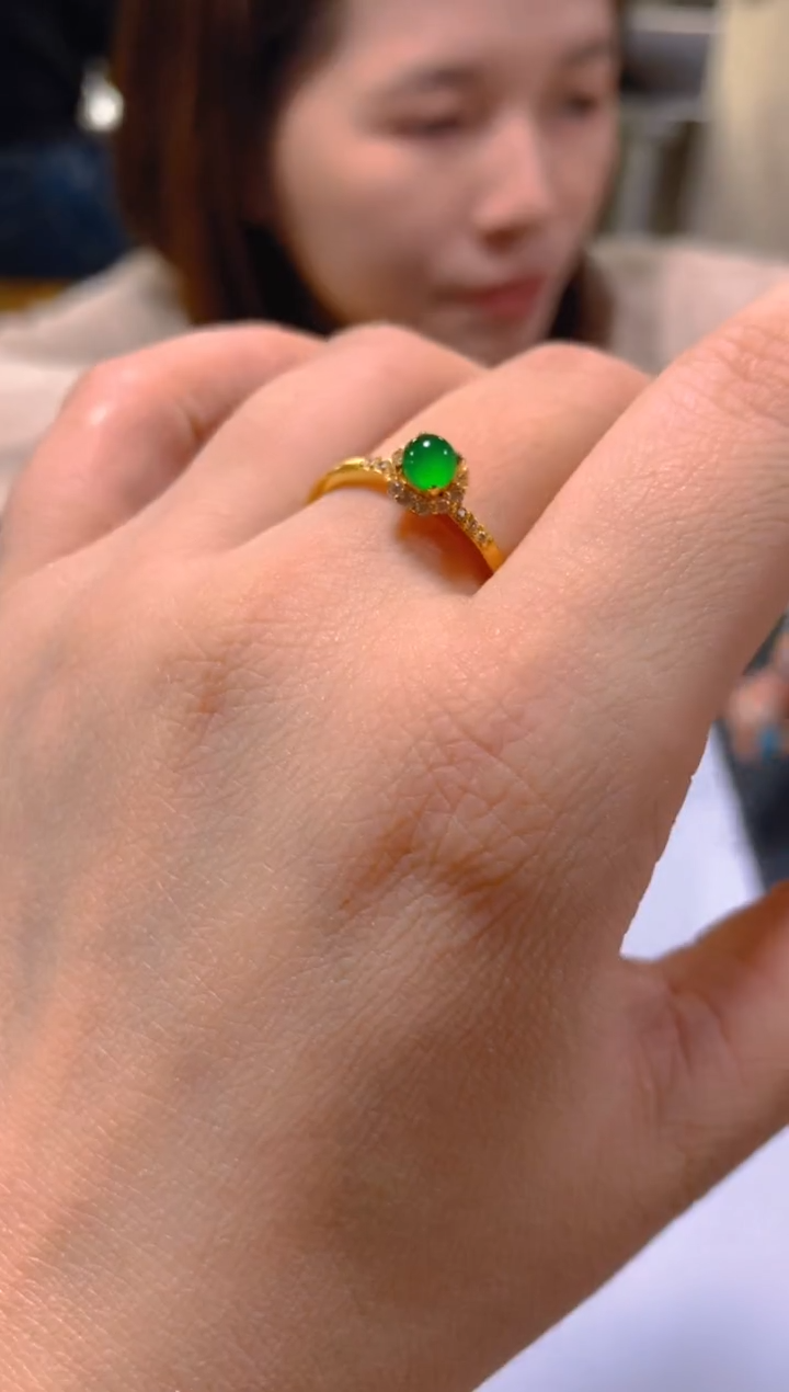 未镶嵌戒指翡翠多样性发一