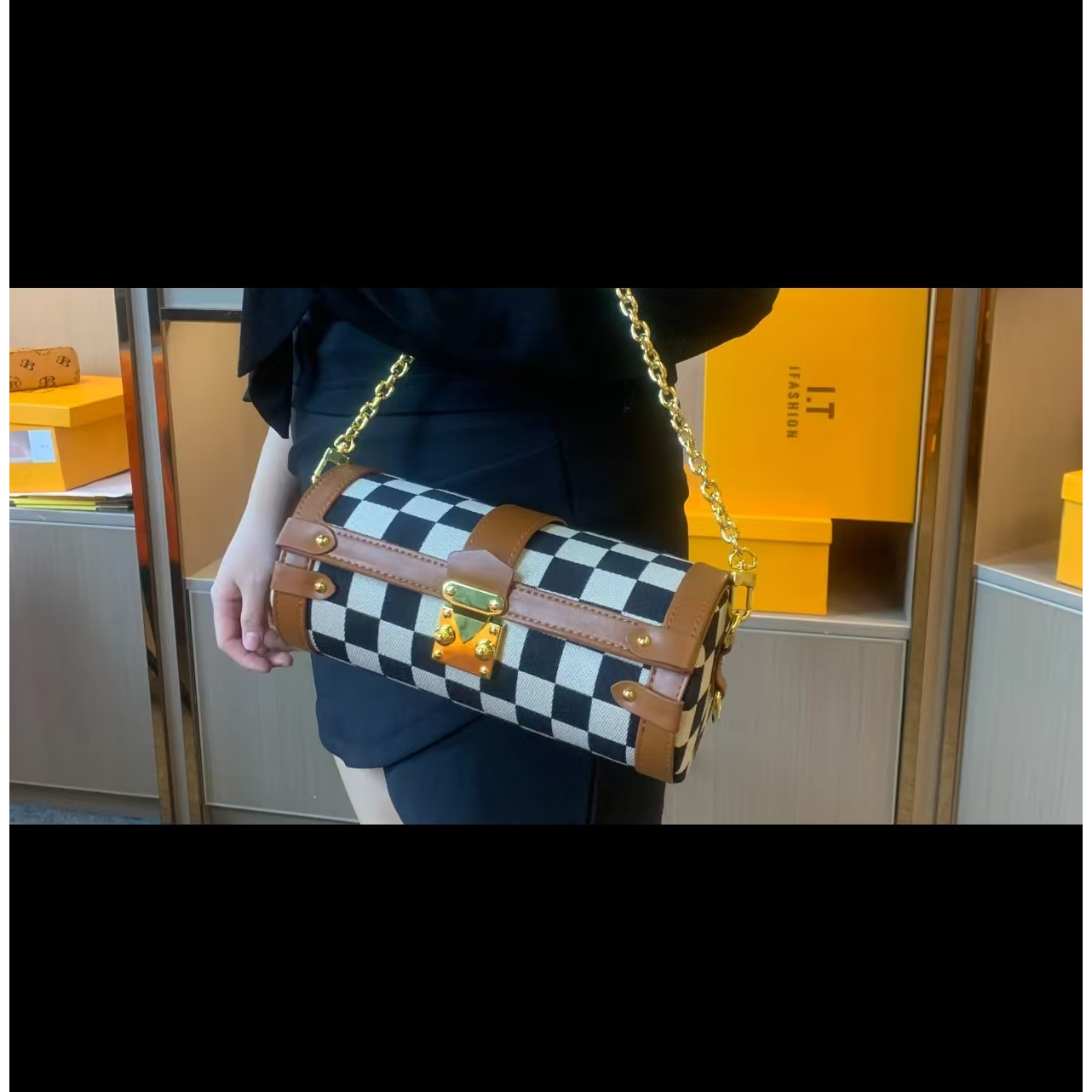 芭比龙圆筒包包女2025新款秋冬格子高级小众单肩斜挎