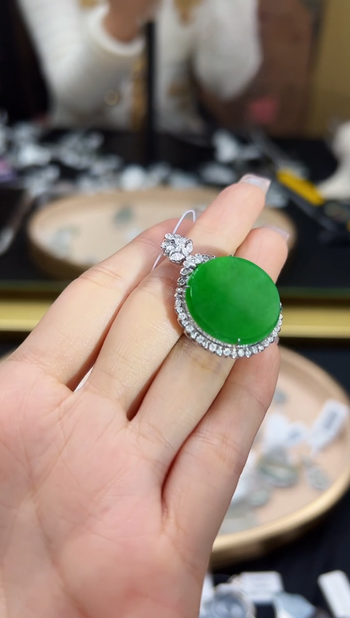 【闪购商品】翡翠颈饰18K金镶嵌DFZ0215-115