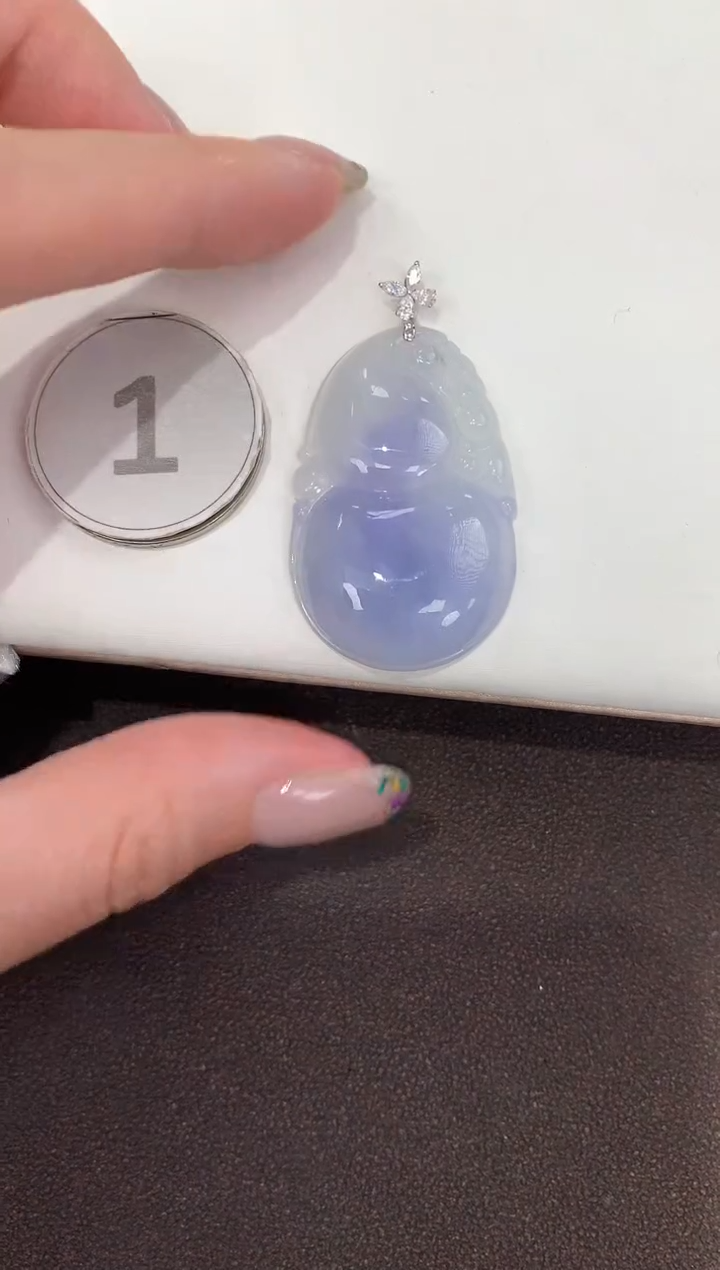 颈饰18K金镶嵌翡翠天然缅甸A货翡翠