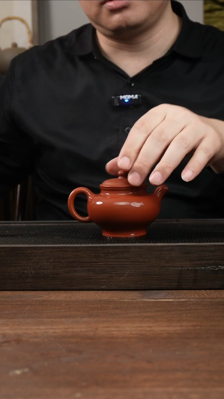 茶杯紫砂黑*黍朱泥掇只      170CC  