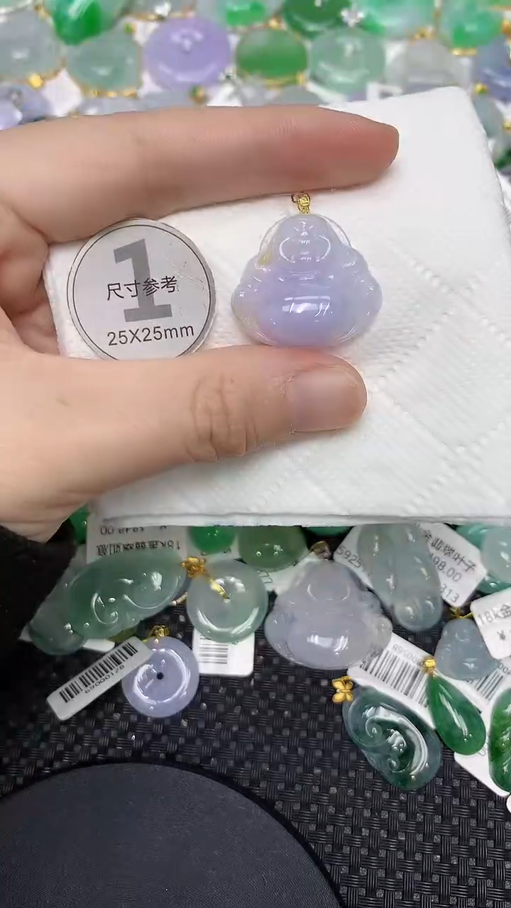 颈饰18K金镶嵌翡翠111111111