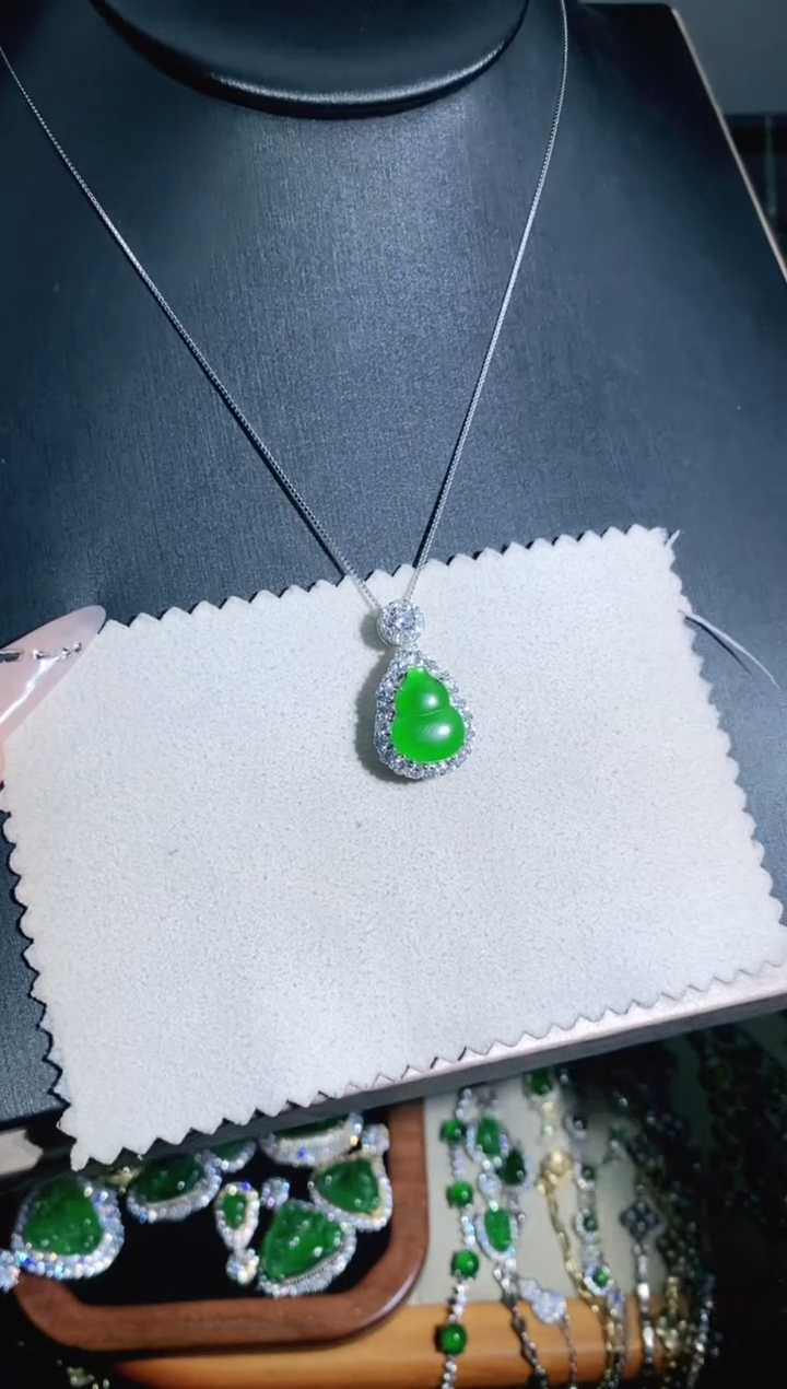 【闪购商品】翡翠颈饰银S925镶嵌多样性