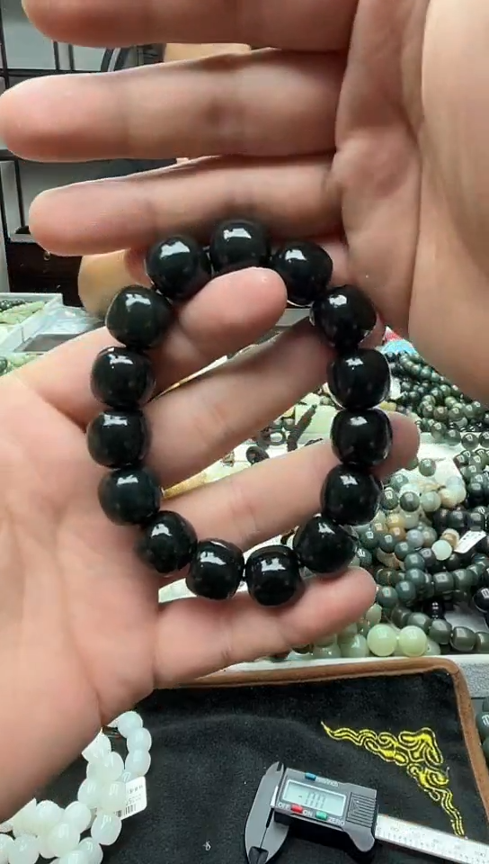 手串未镶嵌和田玉新疆塔什库尔干黑青16