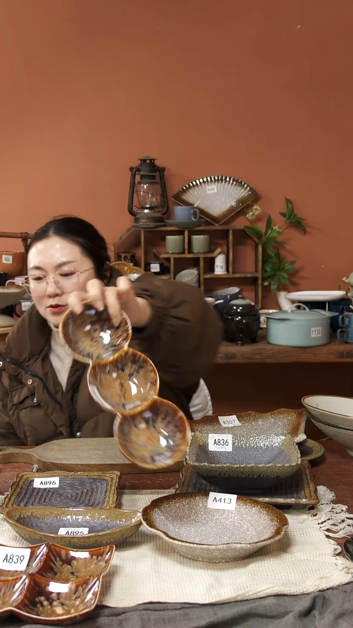 陶瓷A862一只窑变结晶葫芦三格微瑕有可能开片