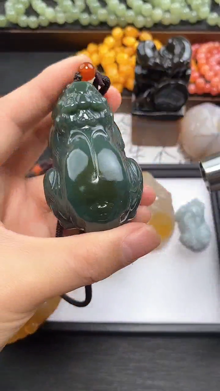 【闪购商品】和田玉貔貅未镶嵌手把件