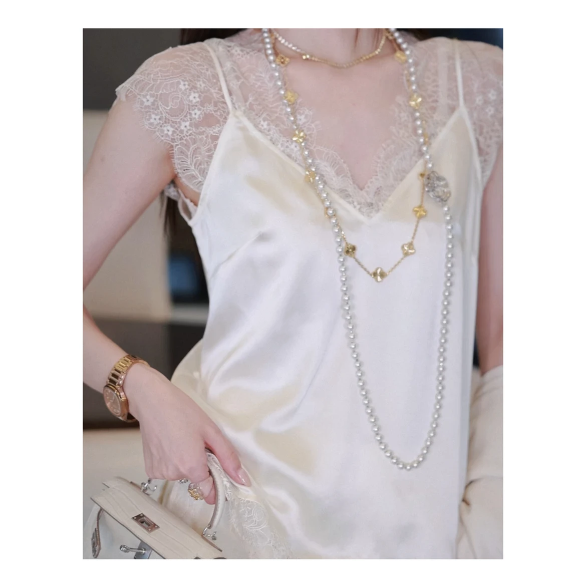 《深圳佐漫》Z0501超遮手臂 新中式气质简约蕾丝拼接百搭吊带背心