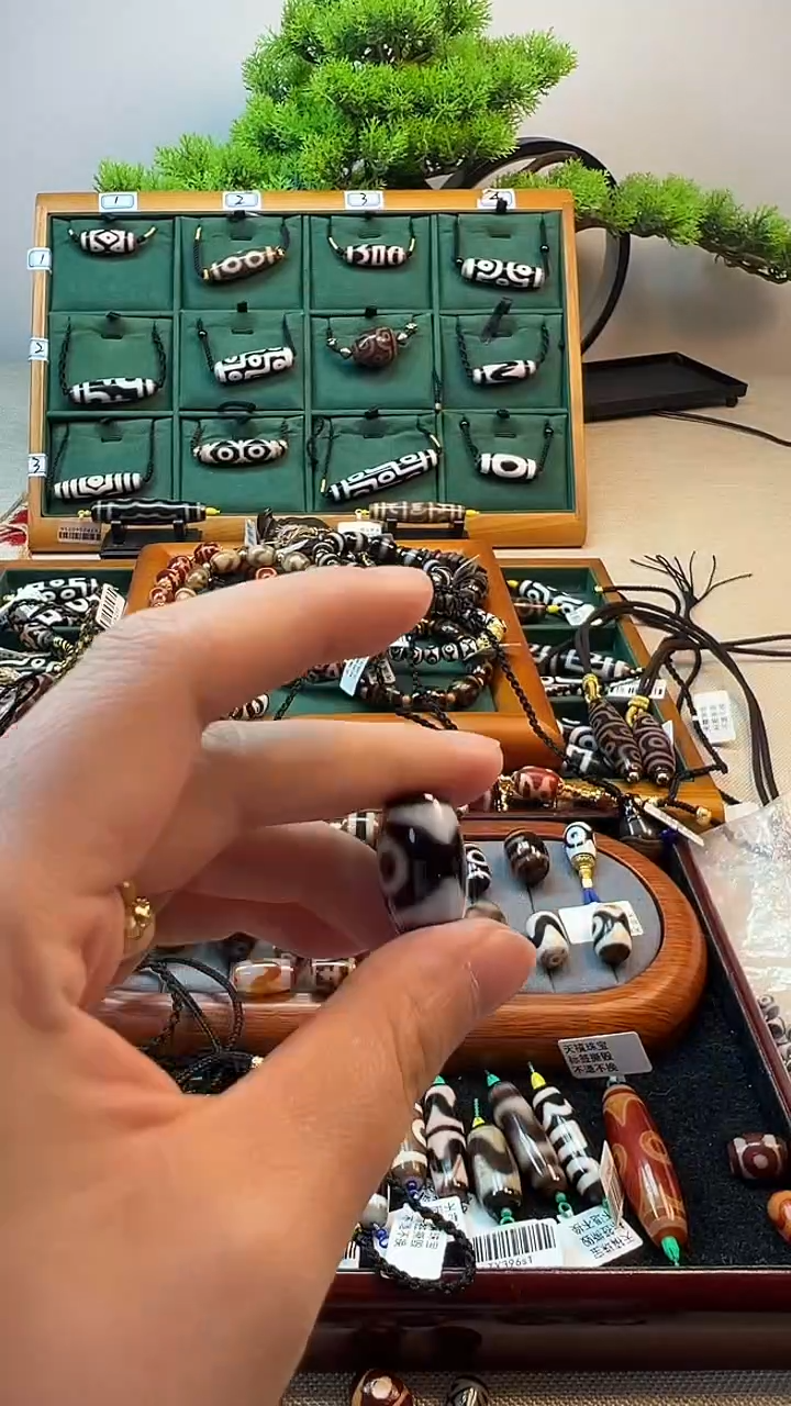 玛瑙/玉髓（覆膜）颈饰未镶嵌47（微瑕随机发货）