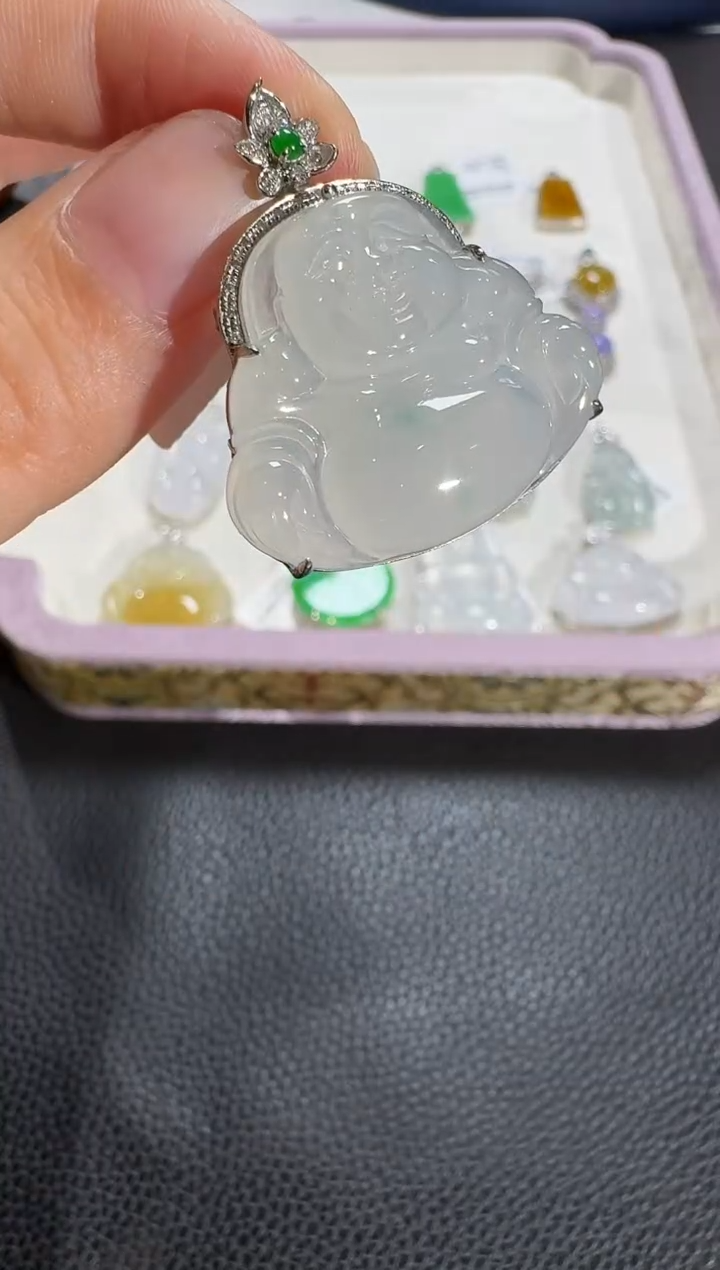 【闪购商品】翡翠吊坠(不含链)18K金镶嵌【源头工厂】钻石镶嵌