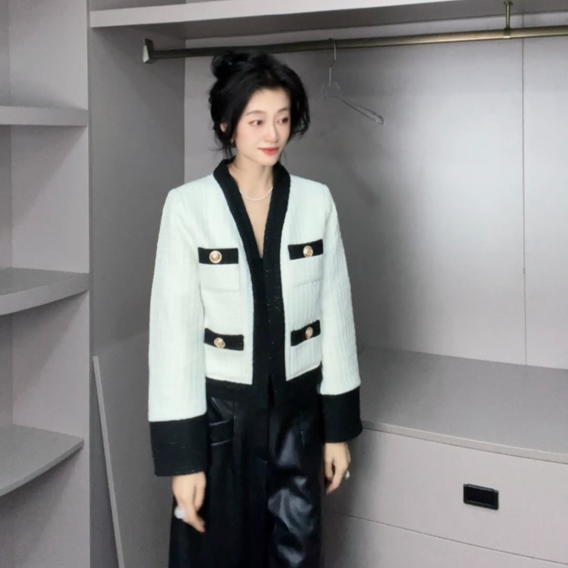 小香风短外套 名媛气质上衣 黑白撞色洋气轻奢女上衣